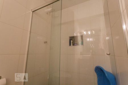 Banheiro de apartamento para alugar com 2 quartos, 61m² em Menino Deus, Porto Alegre