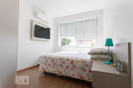 Quarto 1 de apartamento para alugar com 2 quartos, 61m² em Menino Deus, Porto Alegre
