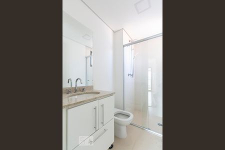 Apartamento à venda com 68m², 2 quartos e 2 vagasBanheiro social