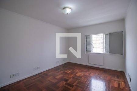 Casa à venda com 460m², 7 quartos e 5 vagas Casa à venda com 460m², 7 quartos e 5 vagasQuarto 2