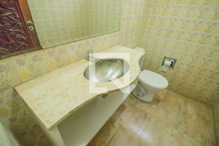 Casa à venda com 460m², 7 quartos e 5 vagas Casa à venda com 460m², 7 quartos e 5 vagasLavabo