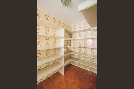 Casa à venda com 460m², 7 quartos e 5 vagas Casa à venda com 460m², 7 quartos e 5 vagasÁrea de Serviço - Despensa