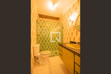 Casa à venda com 460m², 7 quartos e 5 vagas Casa à venda com 460m², 7 quartos e 5 vagasBanheiro 1 - Fundos