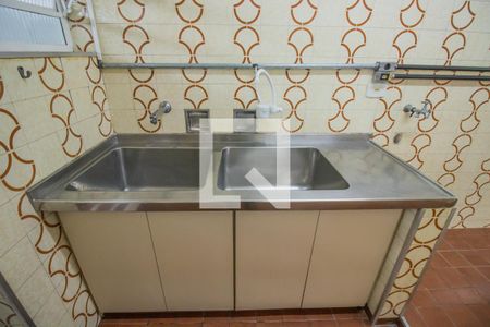 Casa à venda com 460m², 7 quartos e 5 vagas Casa à venda com 460m², 7 quartos e 5 vagasÁrea de Serviço