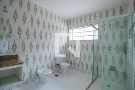 Casa à venda com 460m², 7 quartos e 5 vagas Casa à venda com 460m², 7 quartos e 5 vagasBanheiro 2