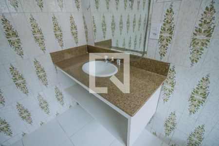 Casa à venda com 460m², 7 quartos e 5 vagas Casa à venda com 460m², 7 quartos e 5 vagasBanheiro 2