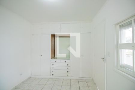 Casa à venda com 460m², 7 quartos e 5 vagas Casa à venda com 460m², 7 quartos e 5 vagasSuíte - Fundos