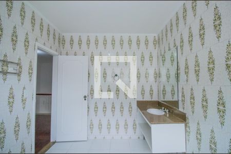 Casa à venda com 460m², 7 quartos e 5 vagas Casa à venda com 460m², 7 quartos e 5 vagasBanheiro 2