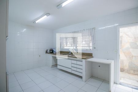 Casa à venda com 460m², 7 quartos e 5 vagas Casa à venda com 460m², 7 quartos e 5 vagasCozinha