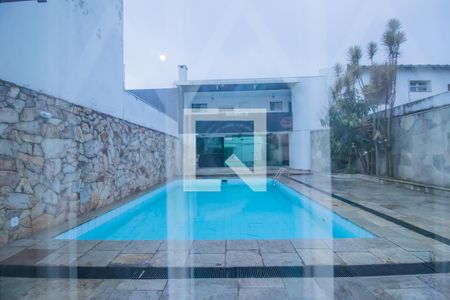 Casa à venda com 460m², 7 quartos e 5 vagas Casa à venda com 460m², 7 quartos e 5 vagasVista