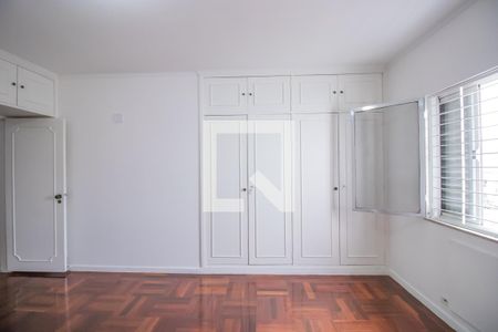 Casa à venda com 460m², 7 quartos e 5 vagas Casa à venda com 460m², 7 quartos e 5 vagasQuarto 1