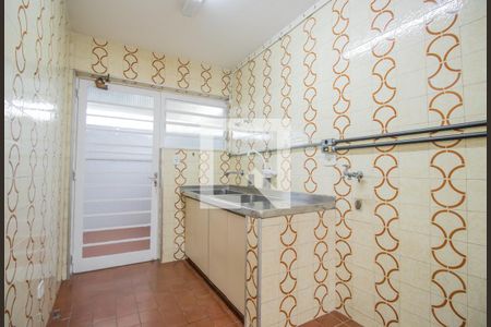 Casa à venda com 460m², 7 quartos e 5 vagas Casa à venda com 460m², 7 quartos e 5 vagasÁrea de Serviço