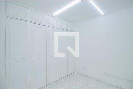 Casa à venda com 460m², 7 quartos e 5 vagas Casa à venda com 460m², 7 quartos e 5 vagasQuarto 1 - Fundos