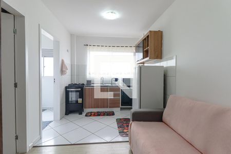 Sala/Cozinha de apartamento para alugar com 1 quarto, 35m² em Portão, Curitiba