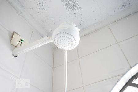 Casa à venda com 270m², 4 quartos e 2 vagasBanheiro