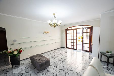 Casa à venda com 4 quartos, 270m² em Vila Santa Catarina, São Paulo