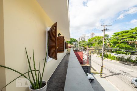 Casa à venda com 270m², 4 quartos e 2 vagasVaranda