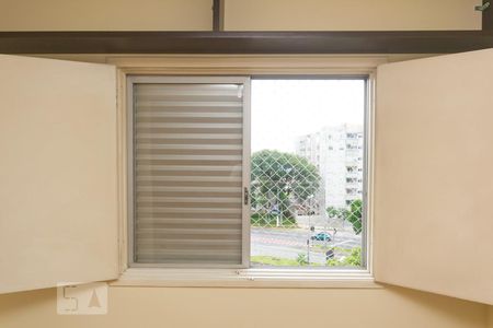 Apartamento à venda com 60m², 2 quartos e 1 vaga Apartamento à venda com 60m², 2 quartos e 1 vagaJanela do quarto 1