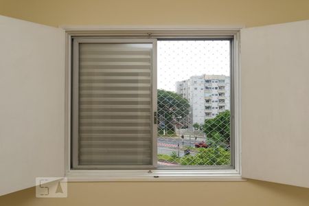 Apartamento à venda com 60m², 2 quartos e 1 vaga Apartamento à venda com 60m², 2 quartos e 1 vagaJanela do quarto 2