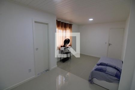 Casa de condomínio à venda com 240m², 3 quartos e 1 vaga Casa de condomínio à venda com 240m², 3 quartos e 1 vagaSuíte 2