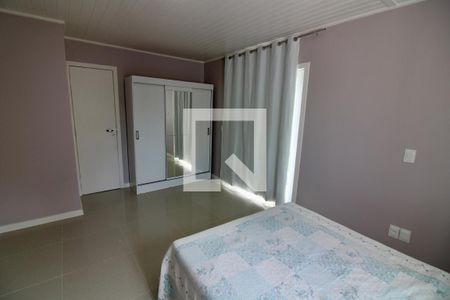 Casa de condomínio à venda com 240m², 3 quartos e 1 vaga Casa de condomínio à venda com 240m², 3 quartos e 1 vagaSuite 1