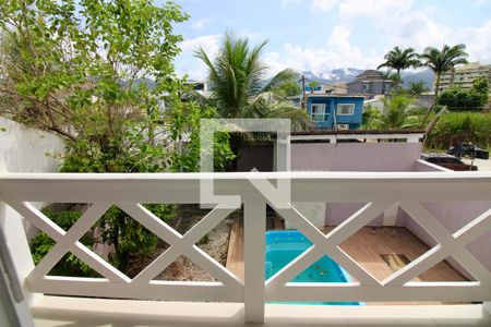 Casa de condomínio à venda com 240m², 3 quartos e 1 vaga Casa de condomínio à venda com 240m², 3 quartos e 1 vagaVaranda da Suite