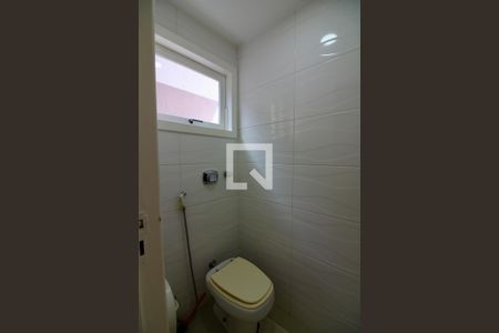 Casa de condomínio à venda com 240m², 3 quartos e 1 vaga Casa de condomínio à venda com 240m², 3 quartos e 1 vagaLavabo