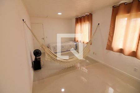 Casa de condomínio à venda com 240m², 3 quartos e 1 vaga Casa de condomínio à venda com 240m², 3 quartos e 1 vagaQuarto