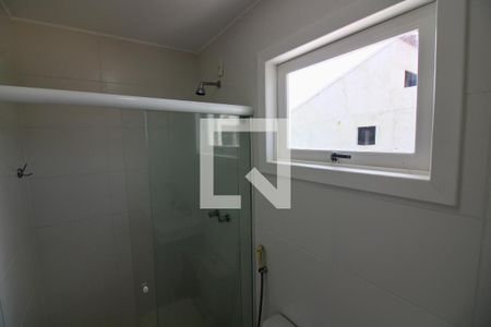 Casa de condomínio à venda com 240m², 3 quartos e 1 vaga Casa de condomínio à venda com 240m², 3 quartos e 1 vagaBanheiro Social