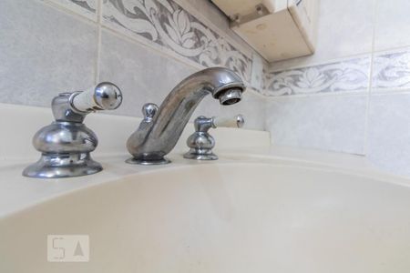 Apartamento para alugar com 73m², 2 quartos e 1 vaga Apartamento para alugar com 73m², 2 quartos e 1 vagaBanheiro