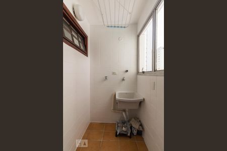 Apartamento para alugar com 73m², 2 quartos e 1 vaga Apartamento para alugar com 73m², 2 quartos e 1 vagaÁrea de Serviço