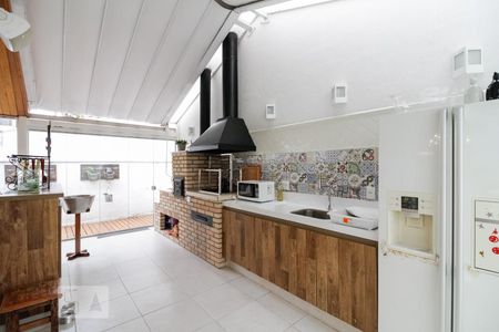 Casa de condomínio à venda com 350m², 4 quartos e 4 vagasChurrasqueira