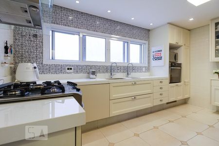 Casa de condomínio à venda com 350m², 4 quartos e 4 vagasCozinha