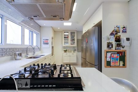 Casa de condomínio à venda com 350m², 4 quartos e 4 vagasCozinha