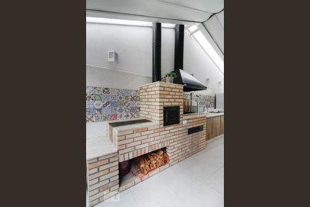 Casa de condomínio à venda com 350m², 4 quartos e 4 vagasChurrasqueira