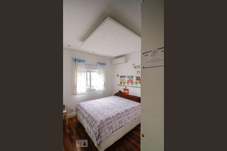 Casa de condomínio à venda com 350m², 4 quartos e 4 vagasQuarto 2