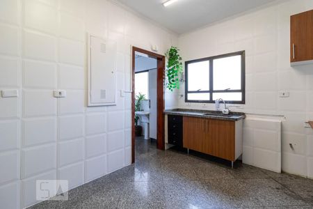 Apartamento à venda com 130m², 3 quartos e 3 vagasCozinha