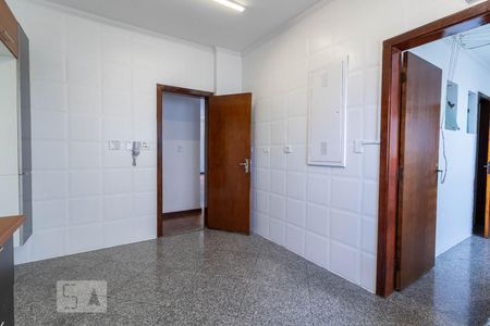 Apartamento à venda com 130m², 3 quartos e 3 vagasCozinha