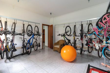 Apartamento à venda com 130m², 3 quartos e 3 vagasBicicletário