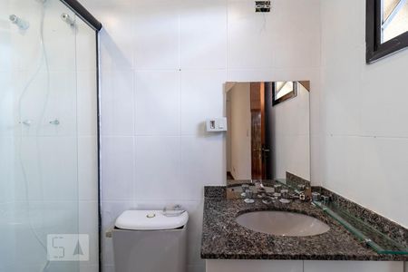 Apartamento à venda com 130m², 3 quartos e 3 vagasBanheiro da Suíte 3 - Pia