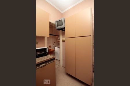 Apartamento à venda com 128m², 2 quartos e sem vagaCozinha