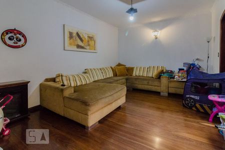 Casa à venda com 470m², 3 quartos e 8 vagasSala 02