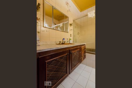 Casa à venda com 470m², 3 quartos e 8 vagasSuite do Quarto 03