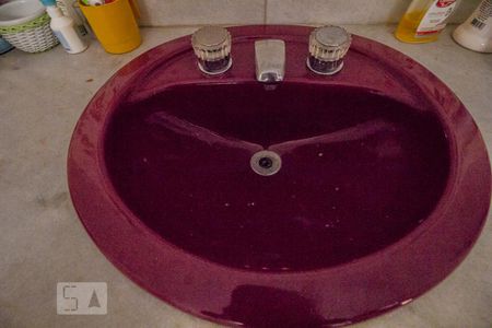 Casa à venda com 470m², 3 quartos e 8 vagasDetalhe da Suite do Quarto 02