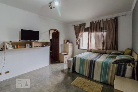 Casa à venda com 470m², 3 quartos e 8 vagasQuarto 01 com Suite