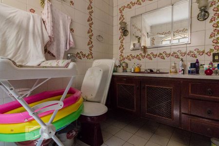 Casa à venda com 470m², 3 quartos e 8 vagasSuite do Quarto 02