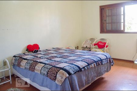 Casa à venda com 340m², 5 quartos e 5 vagas Casa à venda com 340m², 5 quartos e 5 vagasSuíte