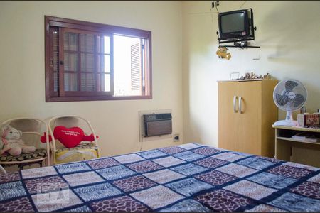 Casa à venda com 340m², 5 quartos e 5 vagas Casa à venda com 340m², 5 quartos e 5 vagasSuíte