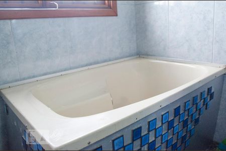 Casa à venda com 340m², 5 quartos e 5 vagas Casa à venda com 340m², 5 quartos e 5 vagasBanheiro suíte