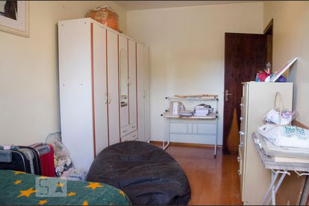 Casa à venda com 340m², 5 quartos e 5 vagas Casa à venda com 340m², 5 quartos e 5 vagasQuarto 2